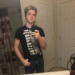 Meet your Posher, Ty